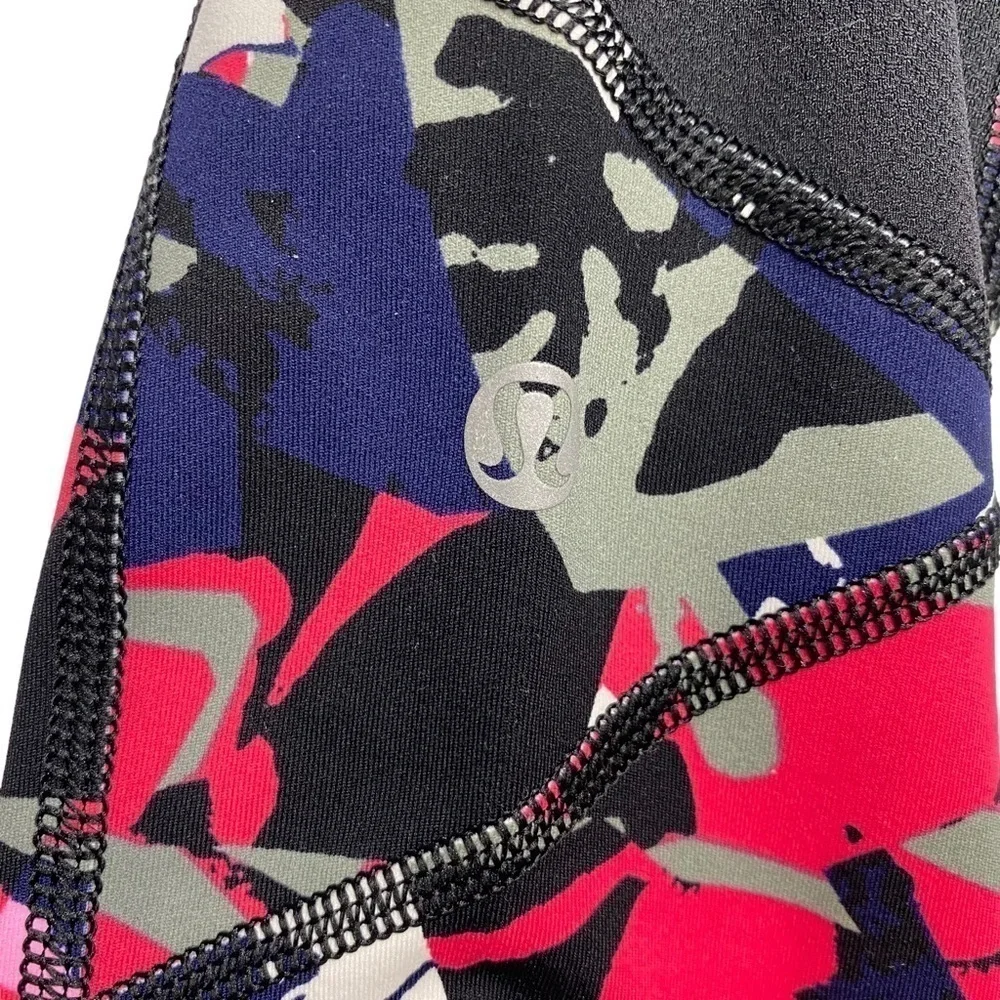 LULULEMON Pace Rival Crop Legging in Pop Cut Boom Juice Multi / Black 4 - Picture 8 of 9